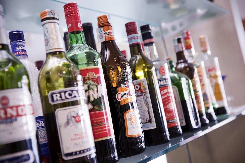 爱德华酒店 贝拉里亚-伊贾马里纳 外观 照片